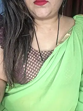 Snapshot of indian-hotmilfs chatting on 02-24-26, 03:13 indian-hotmilfs online show from 02-24-26, 03:13