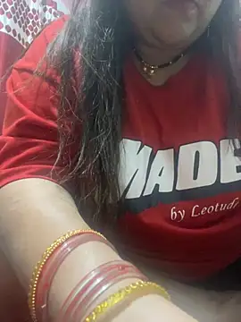 indian-hotmilfs online show from 11-02-25, 02:00