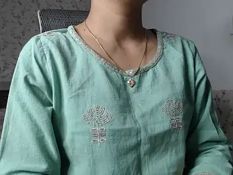 snow white123 online show from 10-22-25, 08:30