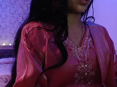 snow white123 online show from 10-19-25, 08:44