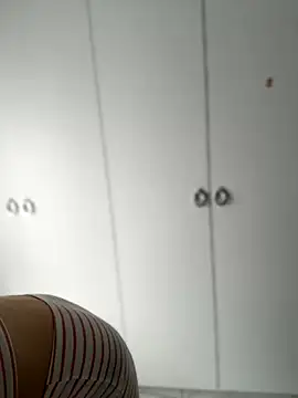 TenderLaGlamor online show from 09-24-25, 10:11