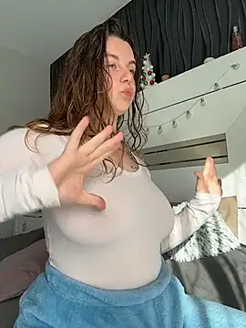 TenderLaGlamor online show from 01-08-26, 10:10