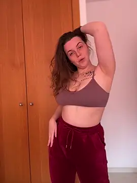 TenderLaGlamor online show from 02-01-26, 02:48