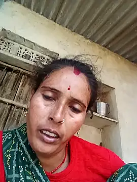 Snapshot of Arti13A chatting on 08-04-26, 01:32 Arti13A online show from 08-04-26, 01:32
