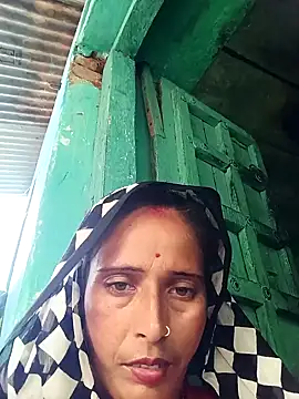 Snapshot of Arti13A chatting on 07-05-26, 12:59 Arti13A online show from 07-05-26, 12:59