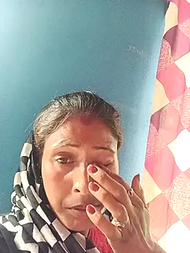 Snapshot of Arti13A chatting on 07-07-26, 11:14 Arti13A online show from 07-07-26, 11:14