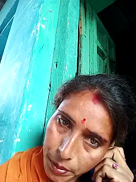 Arti13A online show from 06-18-26, 01:37