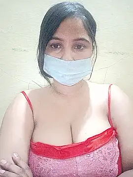 Snapshot of Lusty-radhika chatting on 09-28-25, 02:46 Lusty-radhika online show from 09-28-25, 02:46