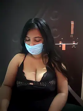 Snapshot of Lusty-radhika chatting on 10-19-25, 02:03 Lusty-radhika online show from 10-19-25, 02:03