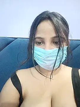 Snapshot of Lusty-radhika chatting on 09-26-25, 01:29 Lusty-radhika online show from 09-26-25, 01:29