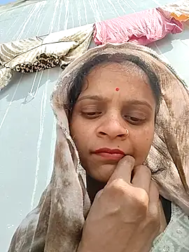 Snapshot of Sonam_dhakad chatting on 01-12-26, 06:53 Sonam dhakad online show from 01-12-26, 06:53