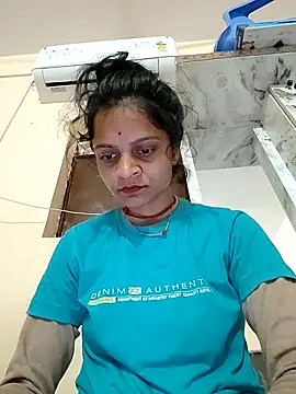 Snapshot of Sonam_dhakad chatting on 12-19-25, 02:15 Sonam dhakad online show from 12-19-25, 02:15