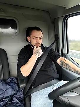 papichulo0099 online show from 12-02-25, 06:48