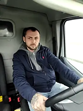 papichulo0099 online show from 02-10-26, 06:34