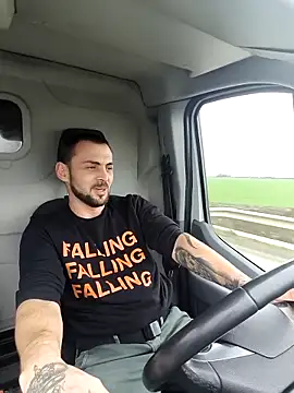 papichulo0099 online show from 12-15-25, 12:33