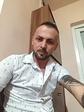 papichulo0099 online show from 10-04-25, 06:42