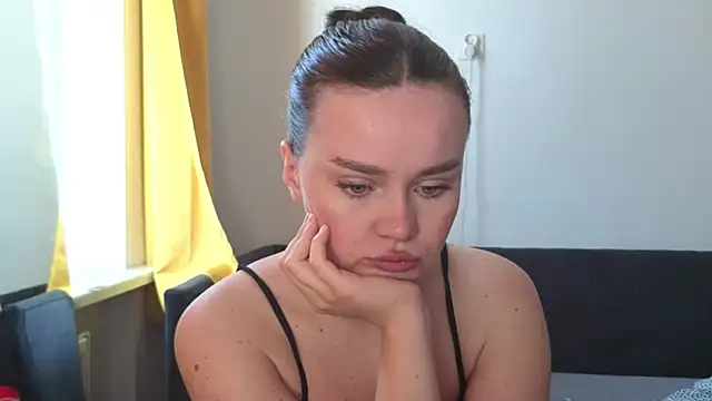 Bonny Candy online show from 04-08-26, 08:27
