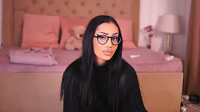 ChloeObril online show from 11-28-25, 04:01