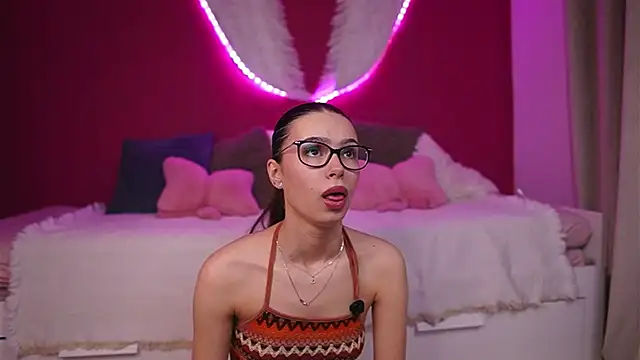 alexxisrae online show from 03-11-26, 04:06