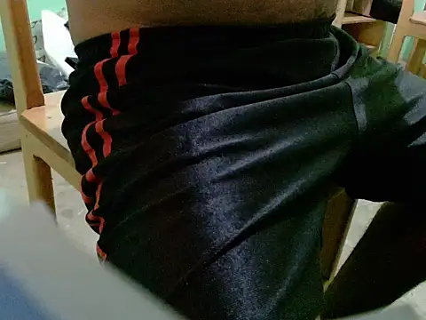 pau888kkkk online show from 10-02-25, 06:44