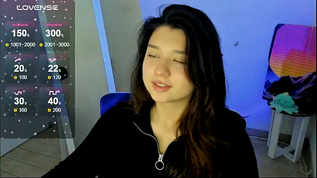 Sandra Curly online show from 11-18-25, 10:34