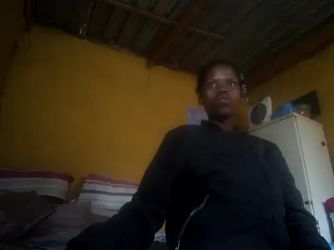 Caramelchick01 online show from 09-25-25, 07:47