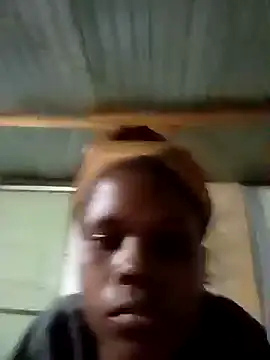 Caramelchick01 online show from 10-17-25, 08:43