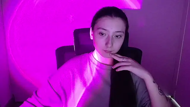 Snapshot of ScarlettVibe_ chatting on 09-12-25, 11:32 ScarlettVibe online show from 09-12-25, 11:32