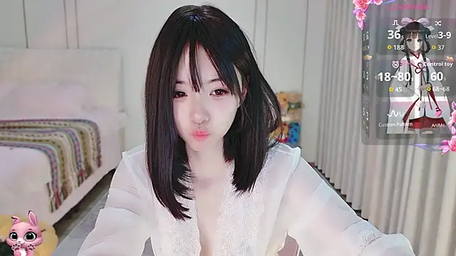 Snapshot of Bella-ox chatting on 04-27-26, 11:08 Bella-ox online show from 04-27-26, 11:08