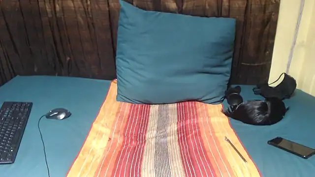 Snapshot of SexySlique chatting on 09-09-25, 02:32 SexySlique online show from 09-09-25, 02:32