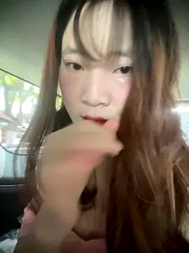 Snapshot of littleqiu chatting on 09-13-25, 07:19 littleqiu online show from 09-13-25, 07:19