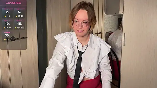 Amanda Butlerr online show from 02-14-26, 05:46