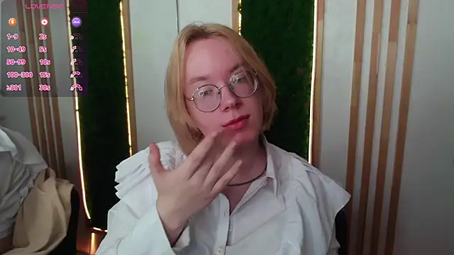 Snapshot of Amanda_Butlerr chatting on 06-27-26, 12:22 Amanda Butlerr online show from 06-27-26, 12:22