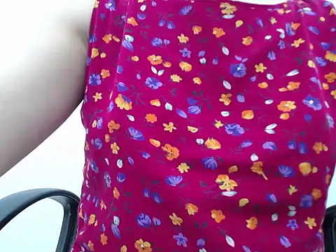 Snapshot of _Lady- chatting on 07-14-26, 01:39 Lady- online show from 07-14-26, 01:39