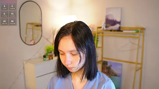 Snapshot of SuzanneHowse chatting on 01-11-26, 03:13 SuzanneHowse online show from 01-11-26, 03:13