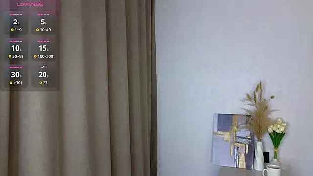 Snapshot of SuzanneHowse chatting on 03-30-26, 04:30 SuzanneHowse online show from 03-30-26, 04:30