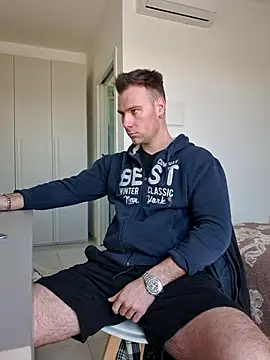 mrlyuis online show from 04-22-26, 08:43