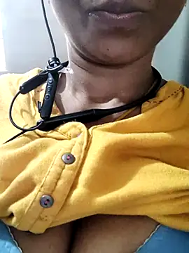 Snapshot of p0a8 chatting on 10-25-25, 07:40 p0a8 online show from 10-25-25, 07:40