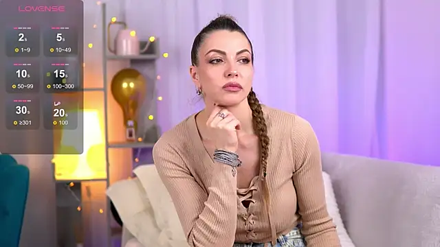 RebeccaRese online show from 11-13-25, 09:02