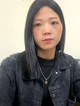 Snapshot of thaoyeuuu chatting on 09-29-25, 02:18 thaoyeuuu online show from 09-29-25, 02:18