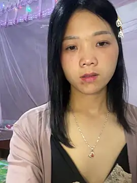 Snapshot of thaoyeuuu chatting on 09-21-25, 12:32 thaoyeuuu online show from 09-21-25, 12:32