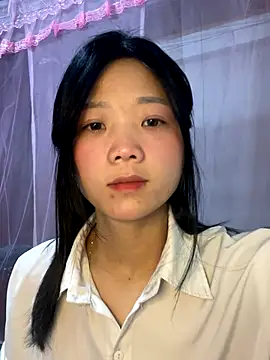 Snapshot of thaoyeuuu chatting on 09-28-25, 08:54 thaoyeuuu online show from 09-28-25, 08:54
