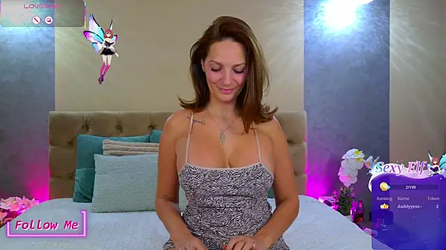 LaraQ online show from 01-10-26, 05:52