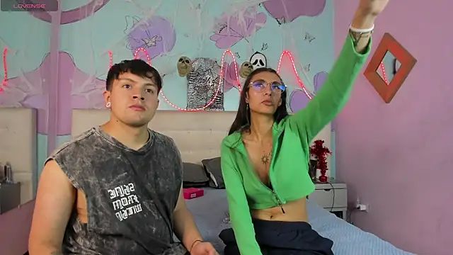 Ethan N Abby online show from 10-22-25, 04:01