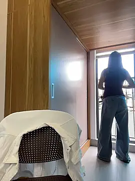 bunny b4nny online show from 11-08-25, 06:50