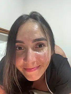 Scarlett05 online show from 11-18-25, 01:21