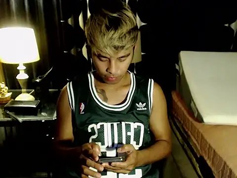 AsianHorseCockOwen online show from 01-13-26, 08:40