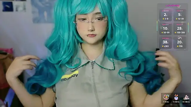 Livelle69 online show from 05-06-26, 10:03