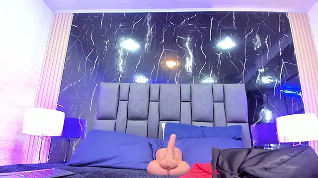 BustyGlow online show from 11-15-25, 11:14