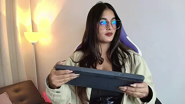 Snapshot of Abby_Raschell chatting on 02-28-26, 05:07 Abby Raschell online show from 02-28-26, 05:07